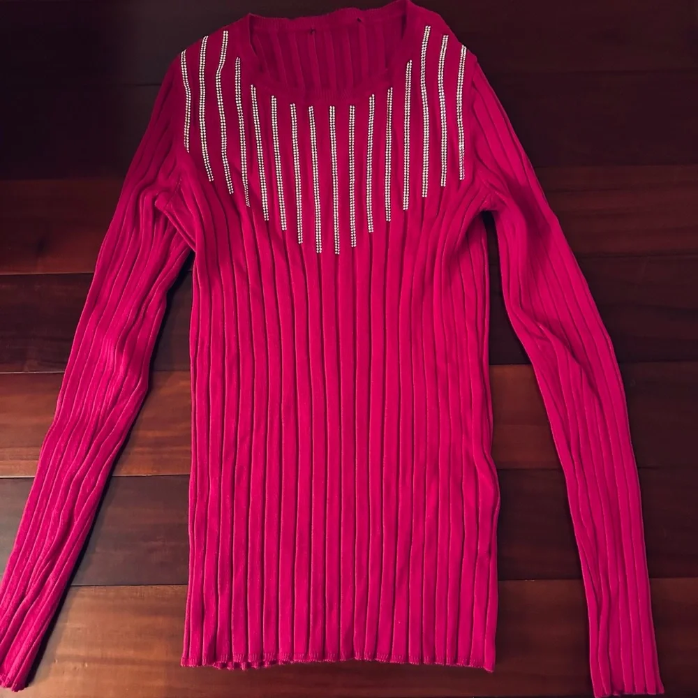 Sweater - Picture 3 of 3